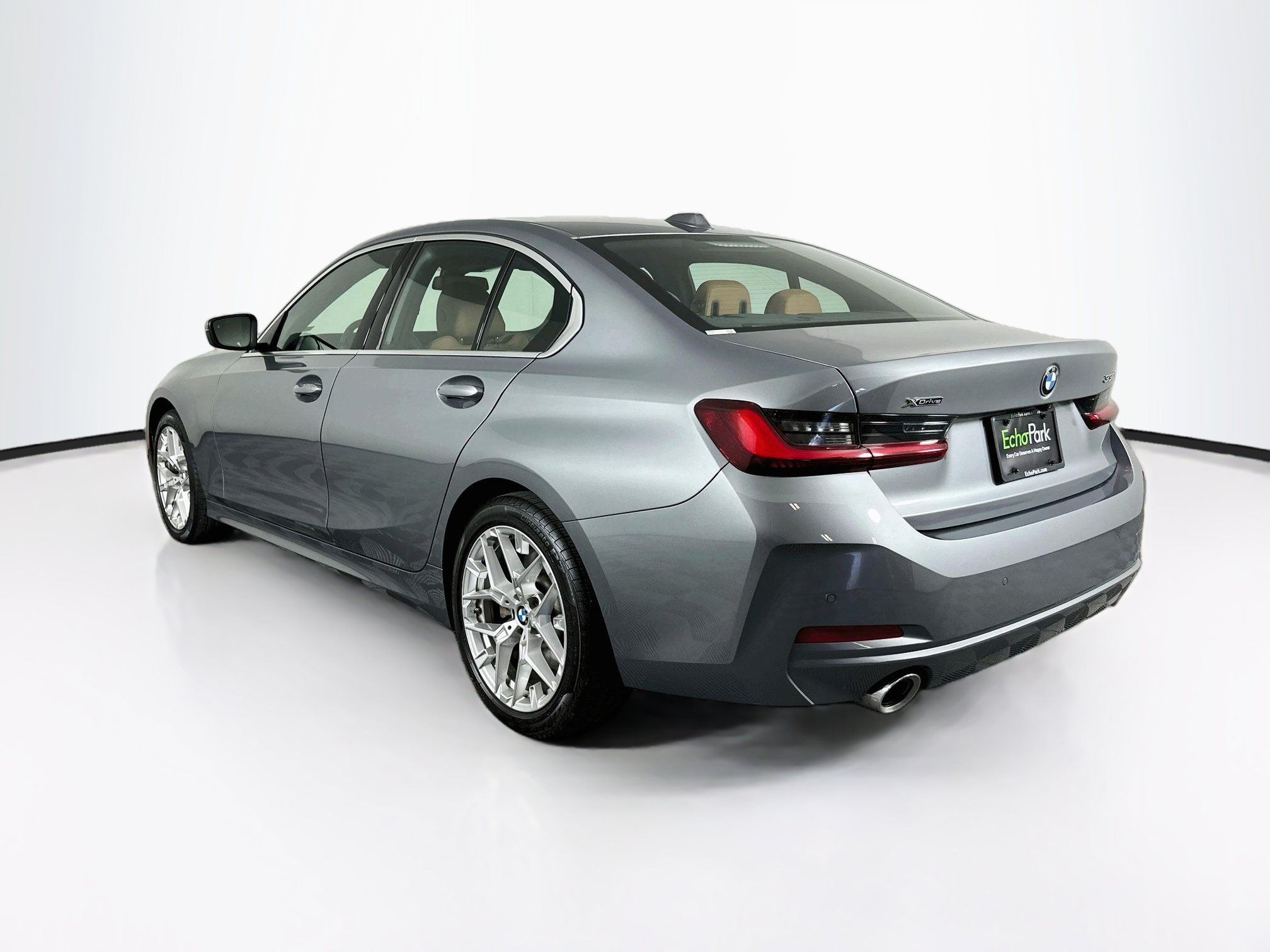 Used 2026 BMW 330i xDrive Sedan AWD/4WD image 5