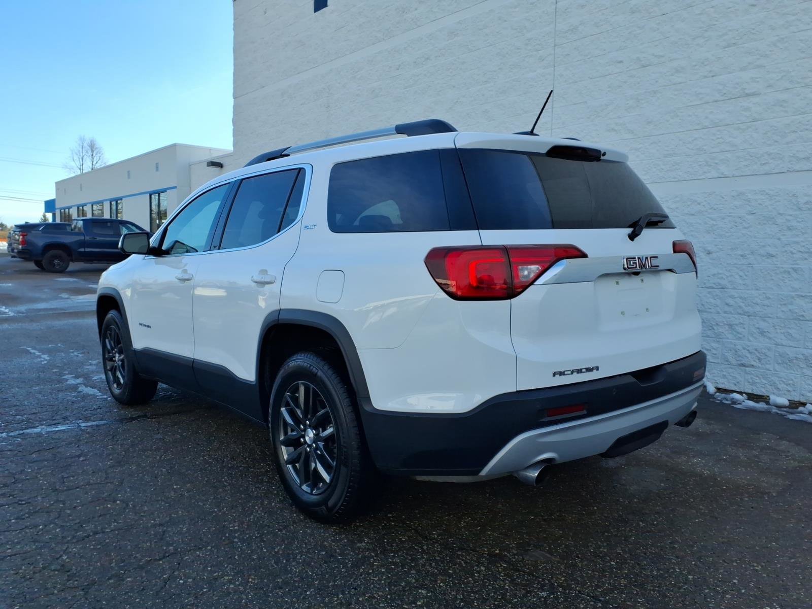 Used 2019 GMC Acadia SLT image 7