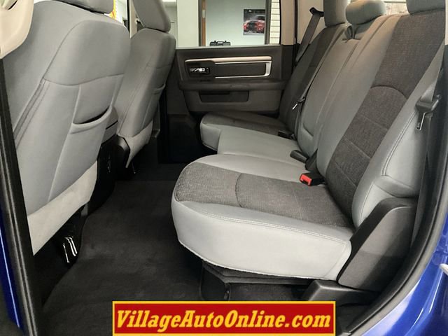 Used 2019 RAM 1500 Classic SLT w/ Luxury Group AWD/4WD image 27