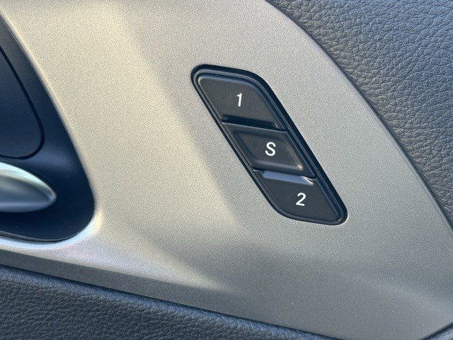 New 2026 Chrysler Pacifica Select image 10