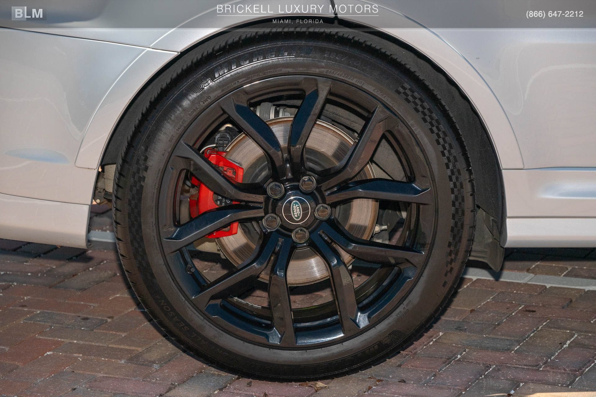 Used 2022 Land Rover Range Rover Sport SVR Carbon Edition AWD/4WD image 44