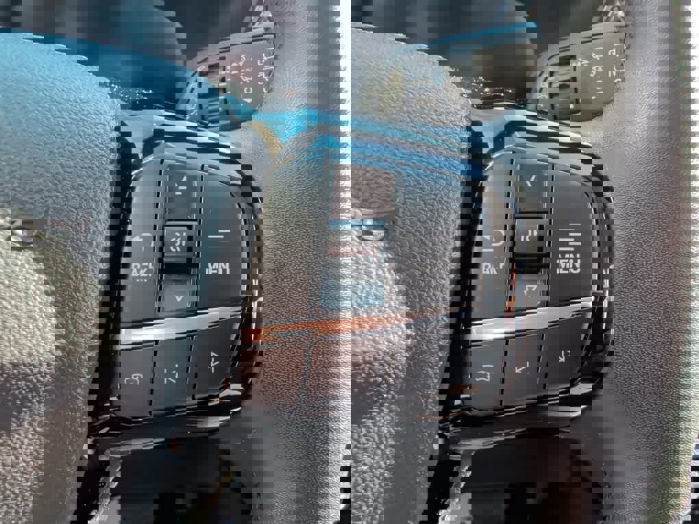 Used 2023 Ford Escape Platinum image 25