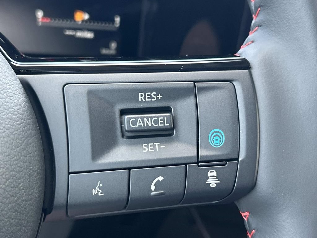 New 2026 Nissan Kicks SR w/ SR Premium Package AWD/4WD image 29