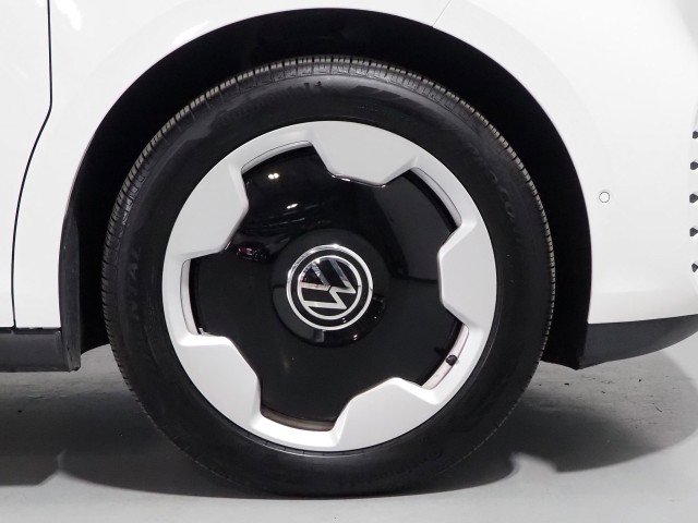Used 2025 Volkswagen ID. Buzz Pro S RWD image 47