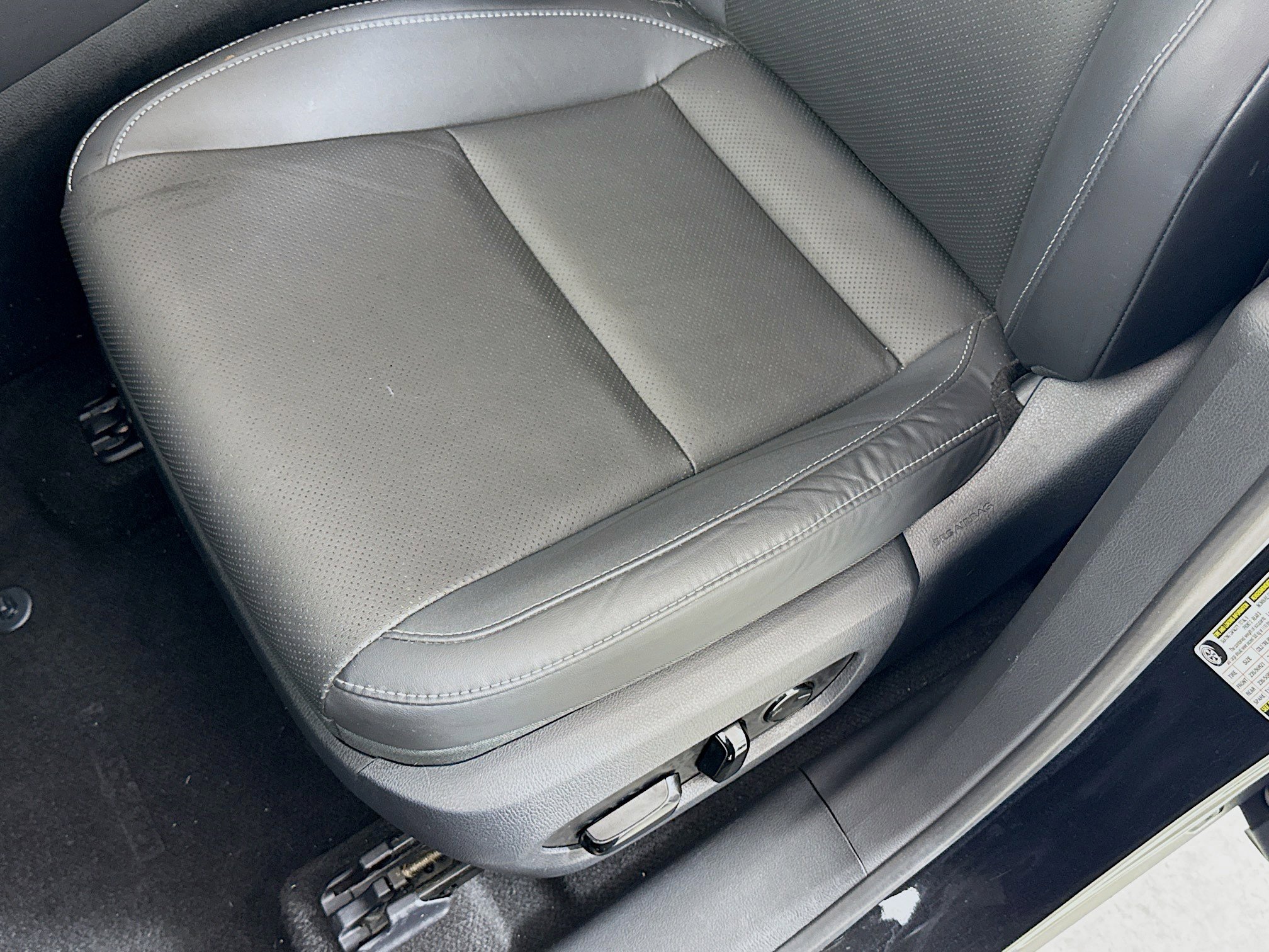 Used 2024 Lexus RX 350 Premium w/ Convenience Package image 20