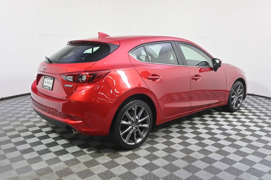 Used 2018 MAZDA MAZDA3 Grand Touring FWD image 7