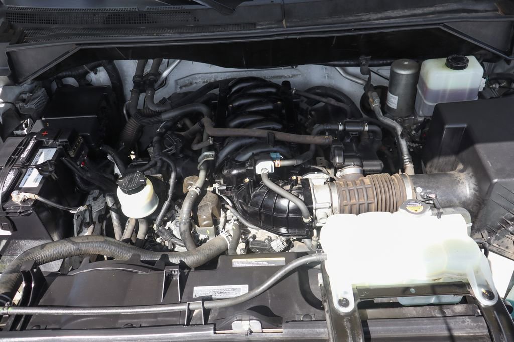 Used 2019 Nissan NV 2500 SV image 15
