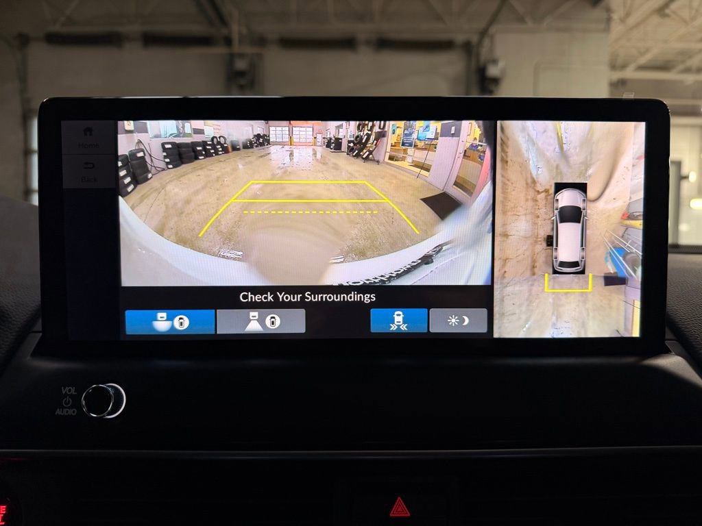 New 2026 Honda Pilot Touring image 9