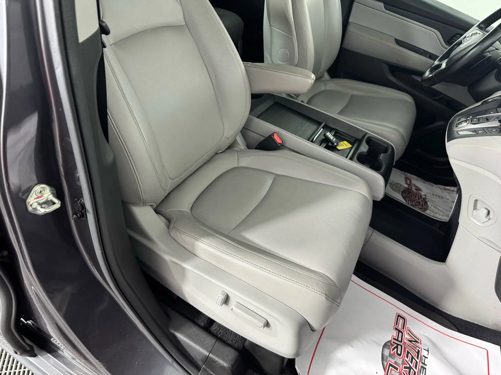 Used 2018 Honda Odyssey EX-L image 33