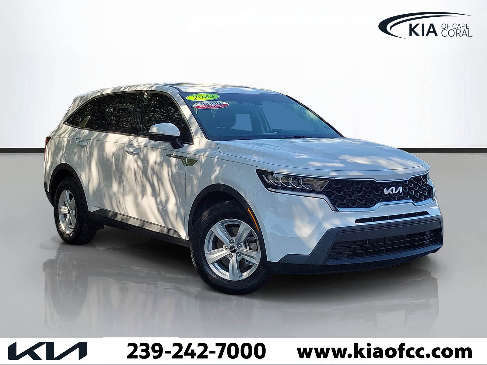 Certified 2023 Kia Sorento LX FWD image 1