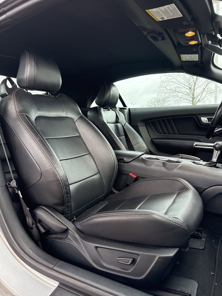 Used 2023 Ford Mustang Premium image 22