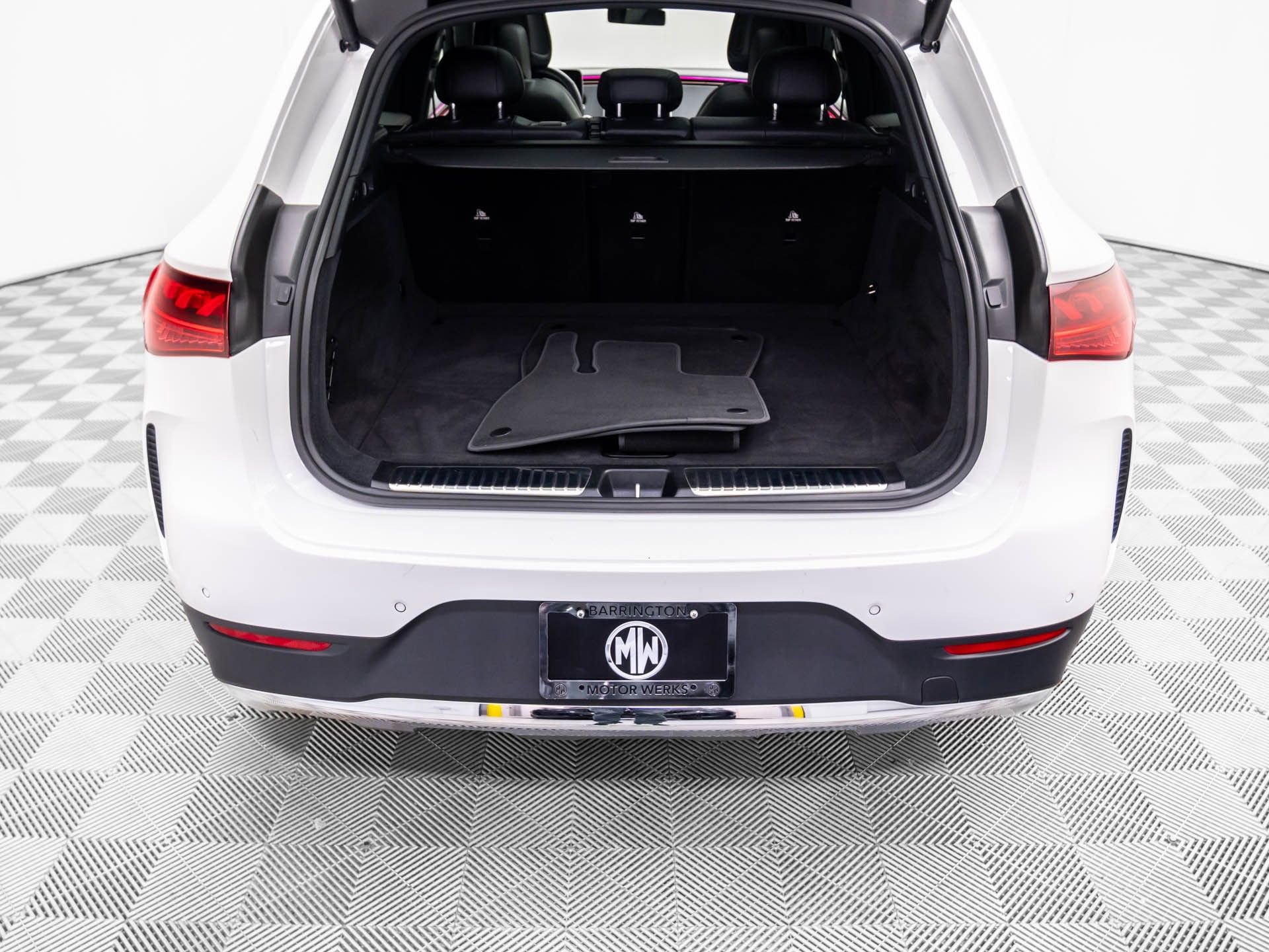 Certified 2024 Mercedes-Benz EQE 350+ 4MATIC SUV w/ Driver Assistance Package image 34