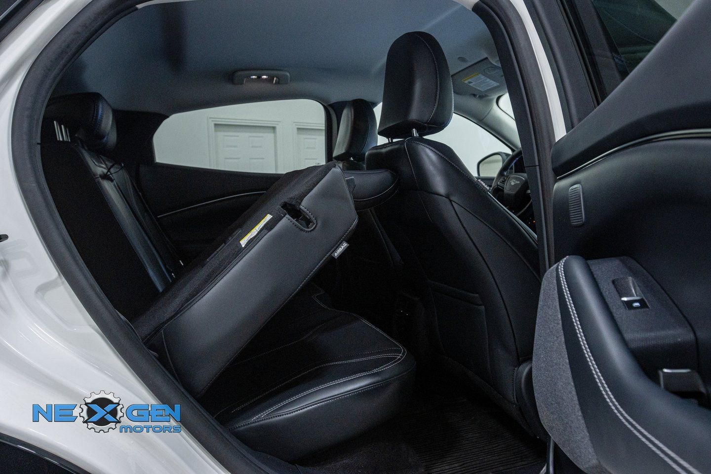 Used 2024 Ford Mustang Mach-E Premium image 35