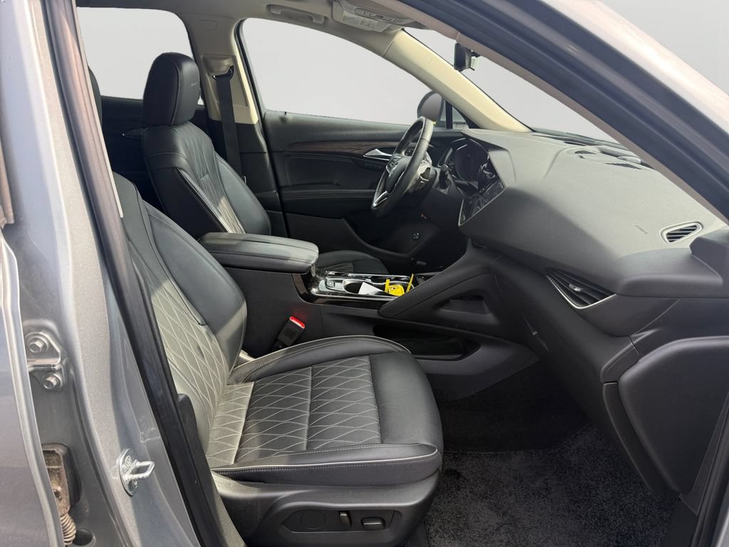 Used 2023 Buick Envision Avenir AWD/4WD image 11