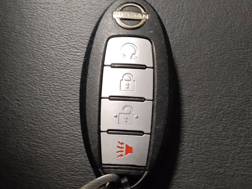 Used 2023 Nissan Murano SV image 32