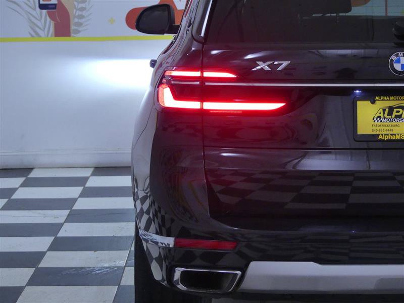 Used 2024 BMW X7 xDrive40i w/ Climate Comfort Package AWD/4WD image 41