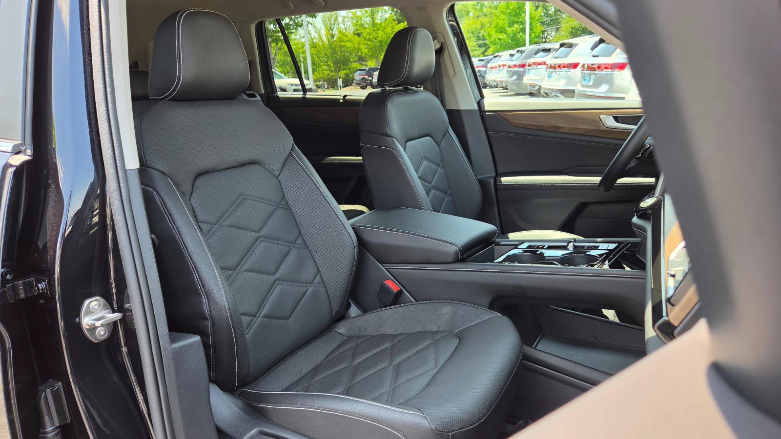 Used 2026 Volkswagen Atlas SE FWD image 55