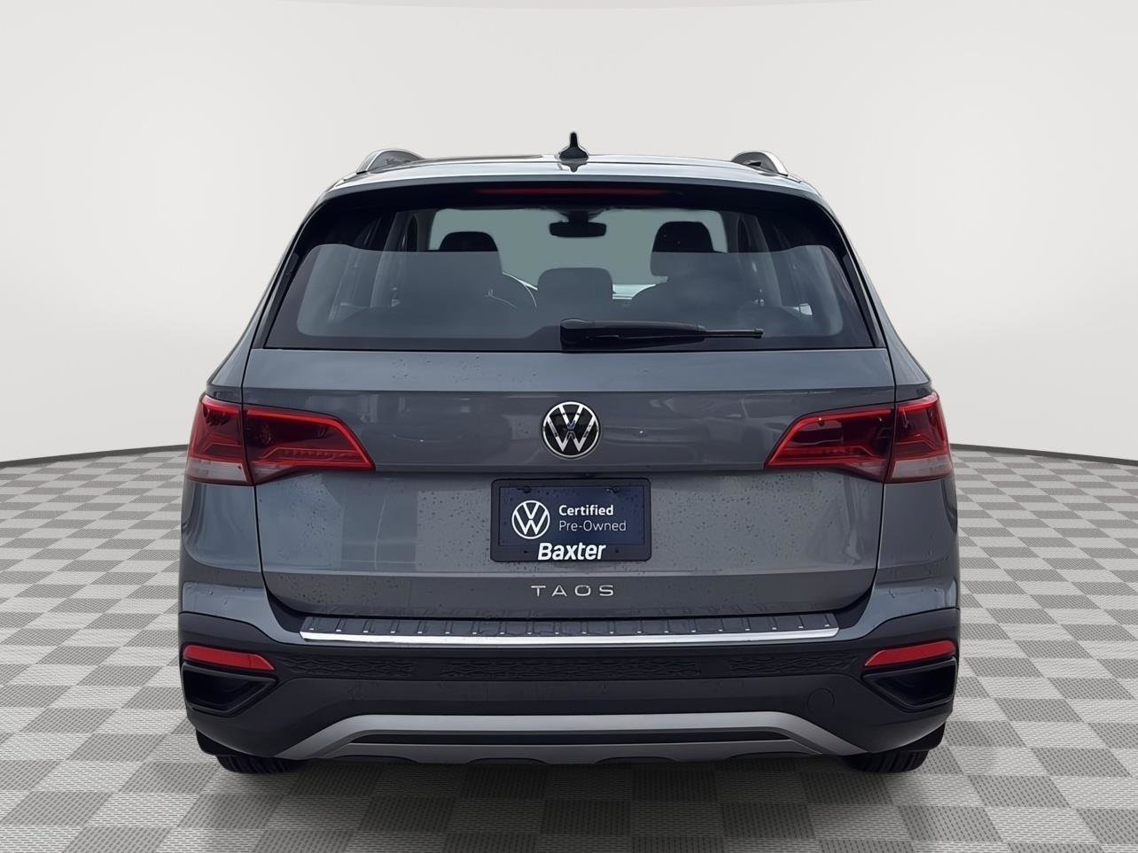 Used 2024 Volkswagen Taos S w/ MDO Package image 9