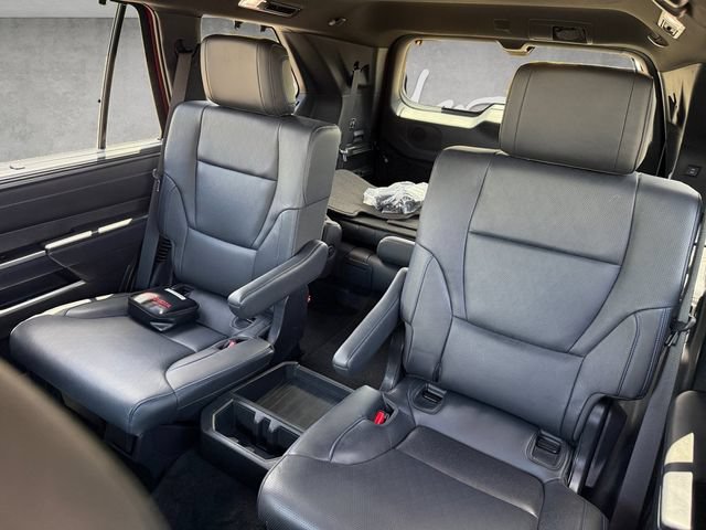 Used 2023 Toyota Sequoia Platinum AWD/4WD image 23