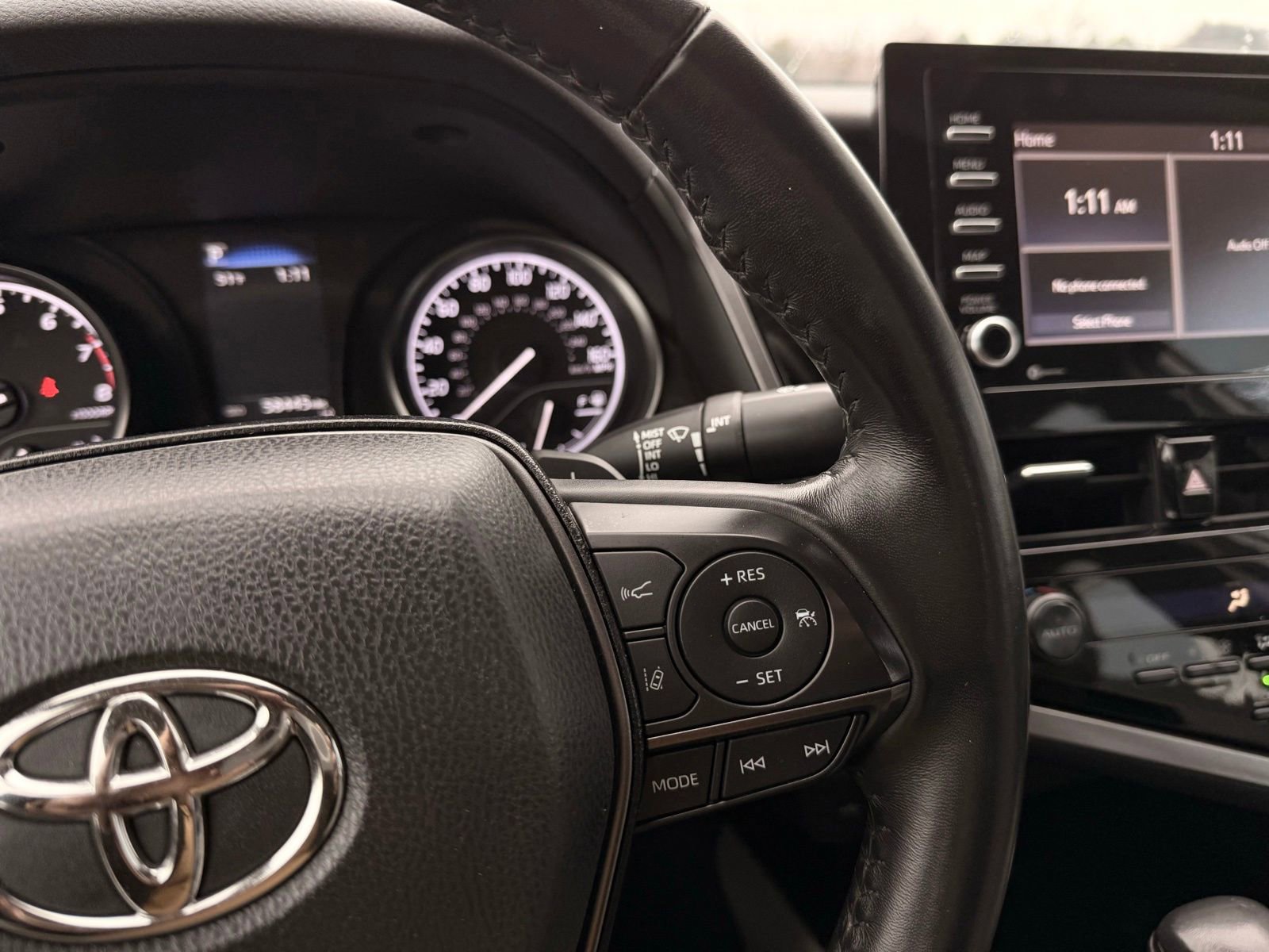 Used 2022 Toyota Camry SE image 31