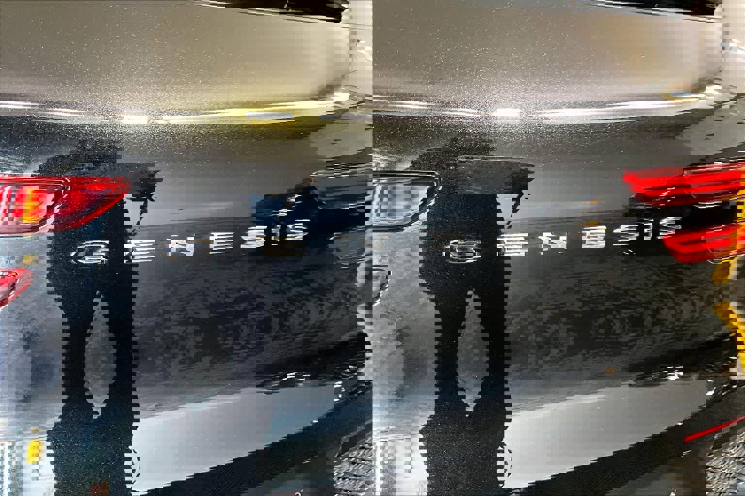 Used 2023 Genesis GV70 2.5T w/ Sport Prestige Package image 33