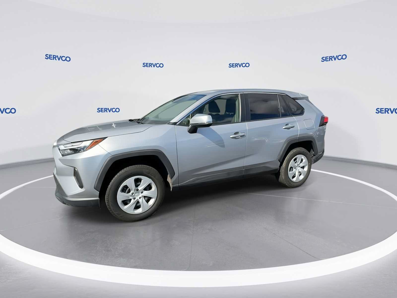 Used 2023 Toyota RAV4 LE FWD image 4