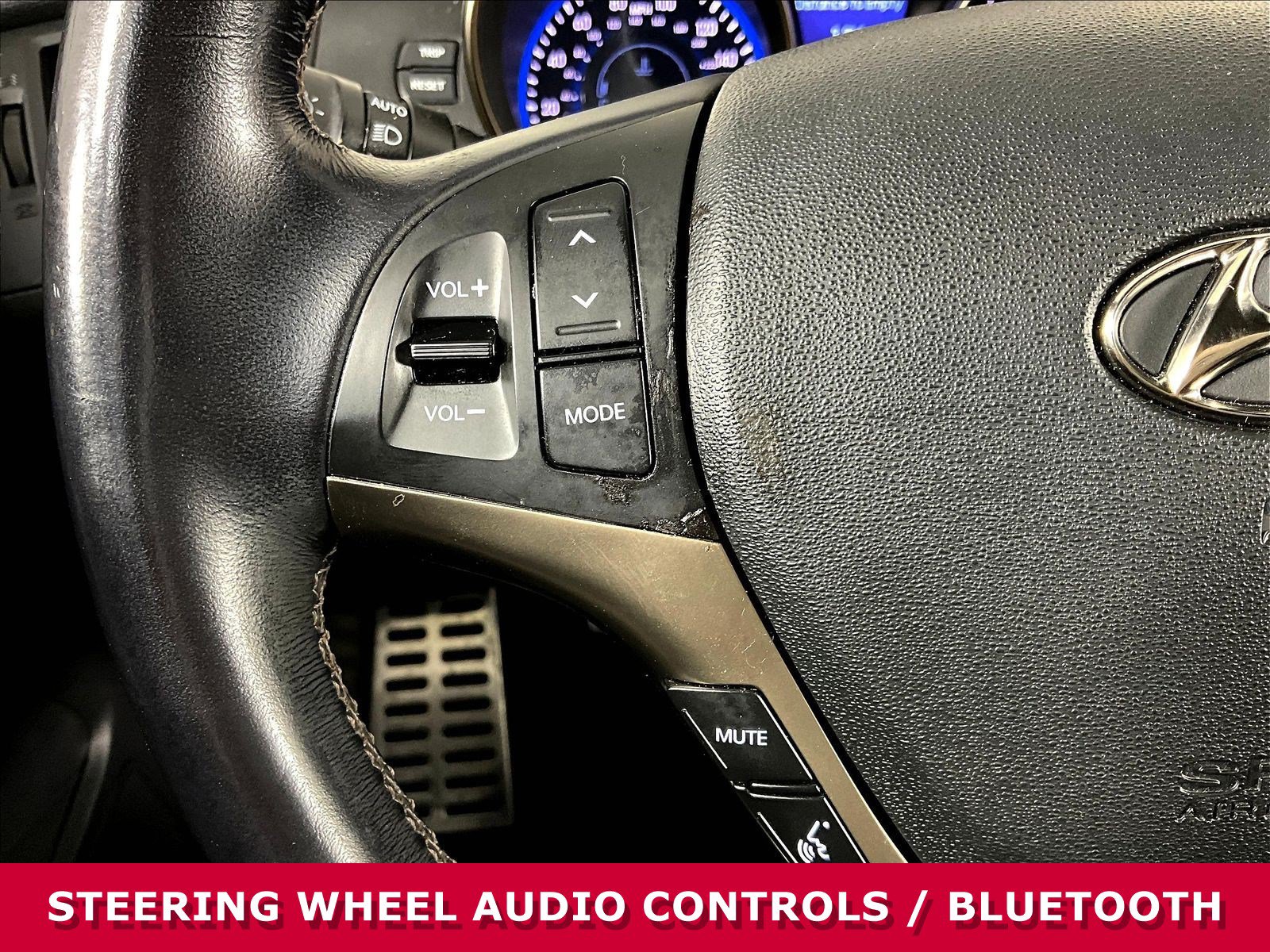 Used 2013 Hyundai Genesis 3.8 RWD image 10
