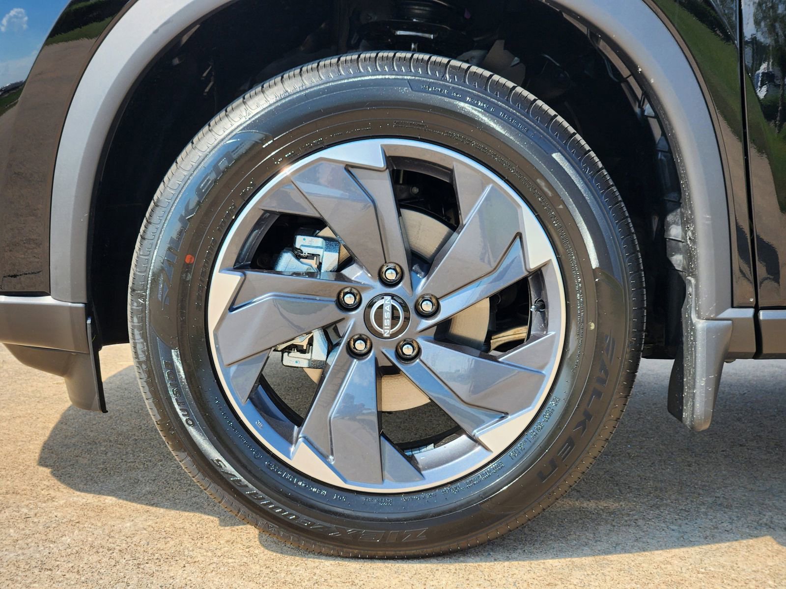 New 2026 Nissan Rogue SV w/ Cold Weather Package image 10