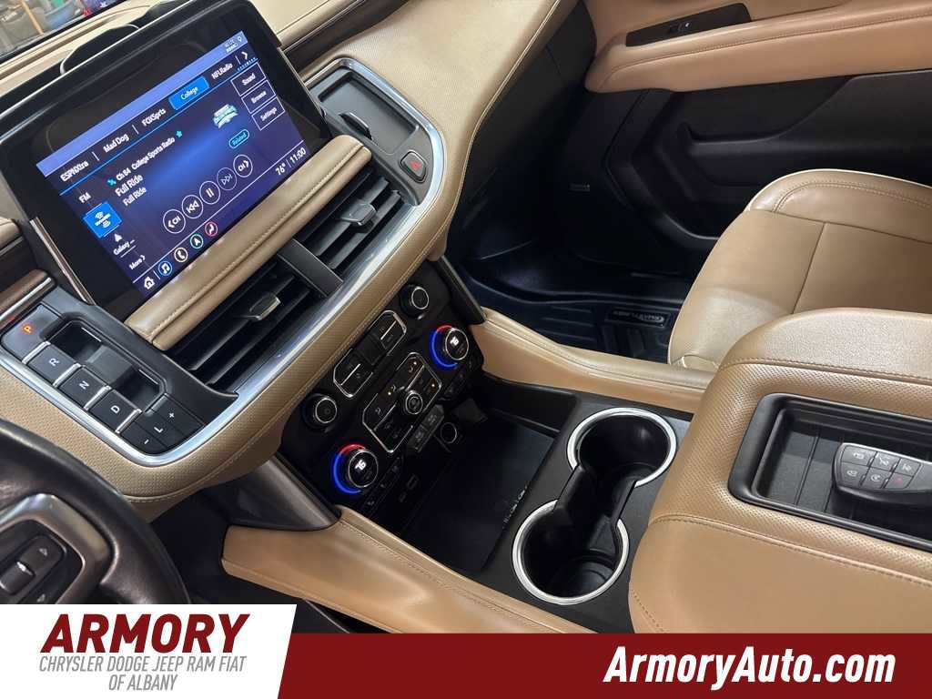 Used 2021 Chevrolet Tahoe Premier w/ Premium Package image 16