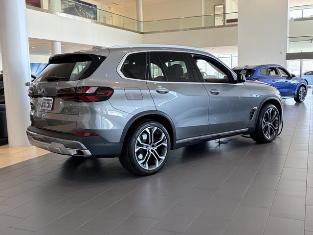 Used 2026 BMW X5 xDrive40i w/ Climate Comfort Package AWD/4WD image 5