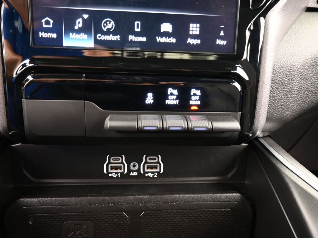 Used 2025 RAM 1500 Big Horn image 27