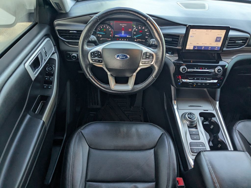 Used 2022 Ford Explorer Limited image 17