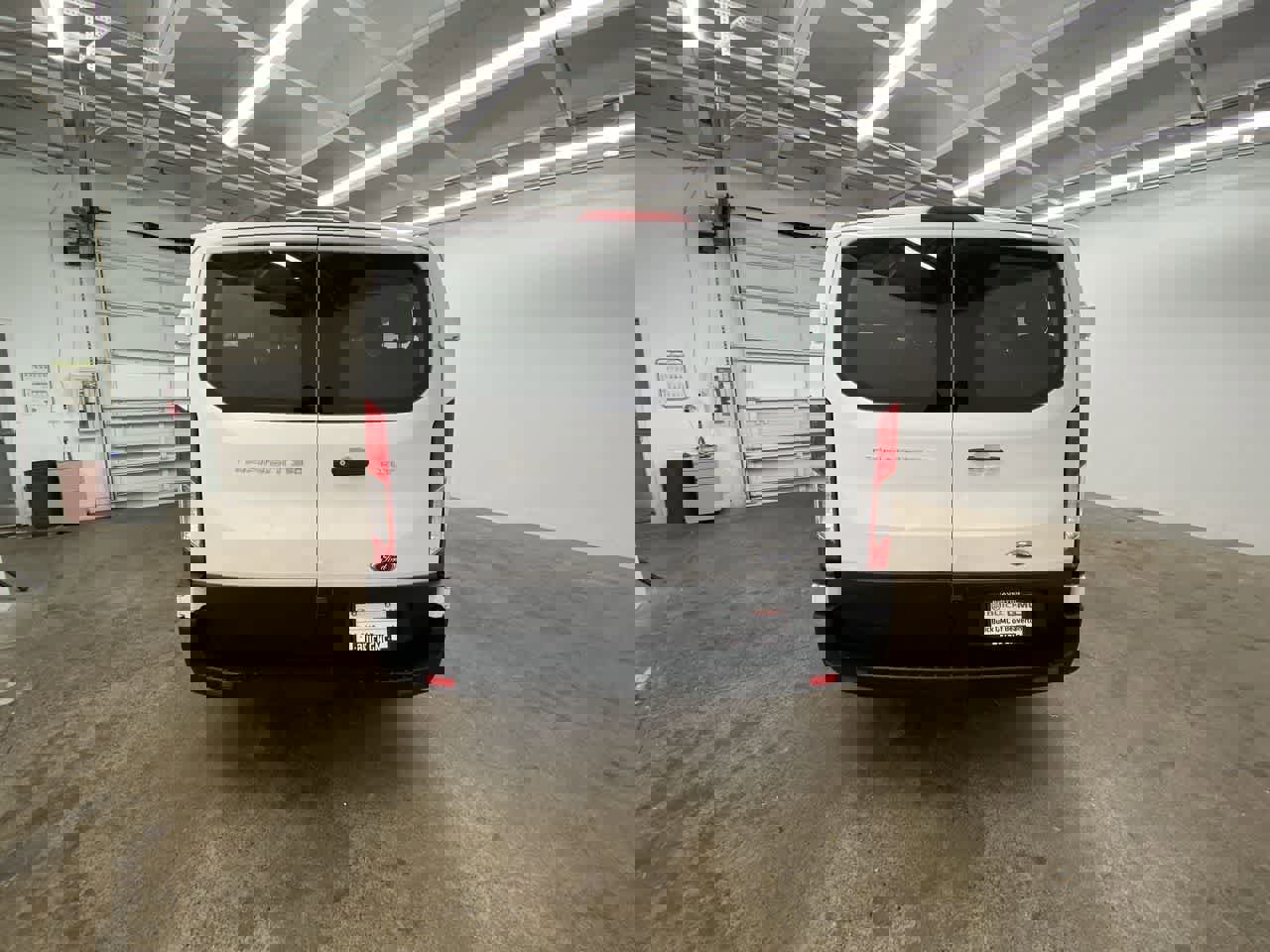 Used 2023 Ford Transit 350 XLT image 5