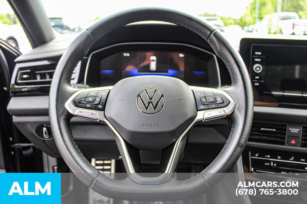 Used 2025 Volkswagen Jetta Sport FWD image 23
