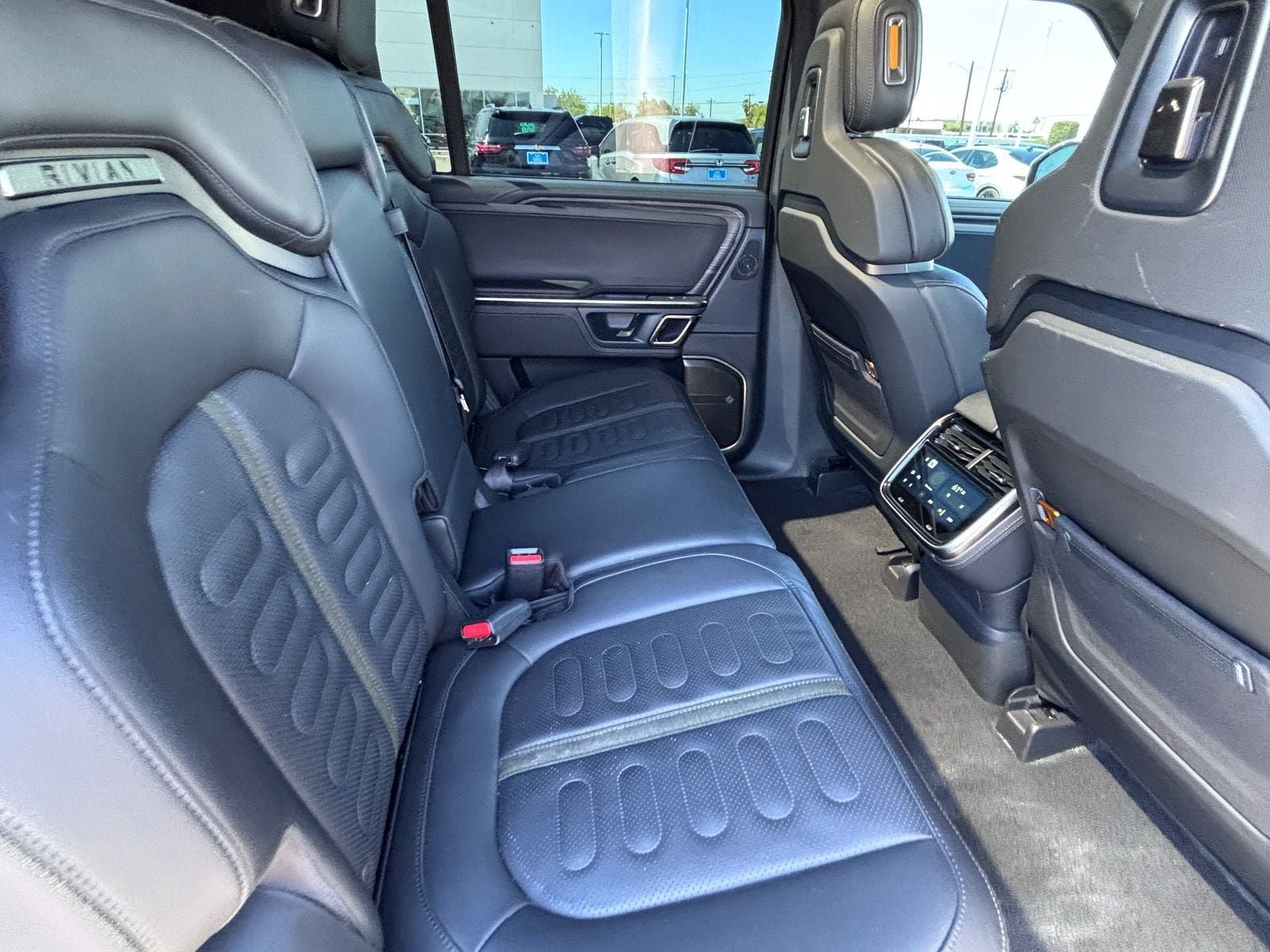 Used 2023 Rivian R1S Adventure AWD/4WD image 15
