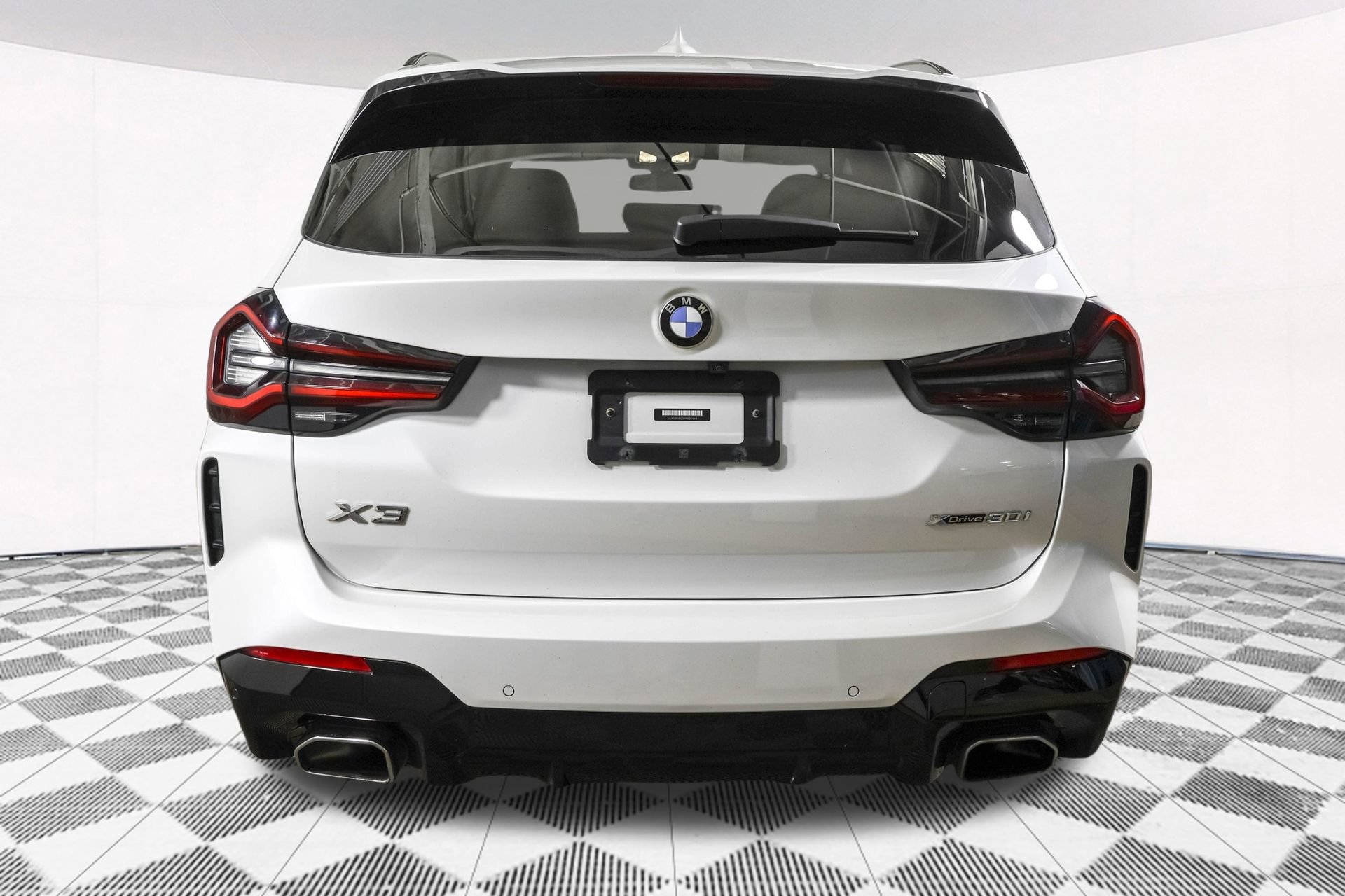 Used 2023 BMW X3 xDrive30i w/ M Sport Package AWD/4WD image 17