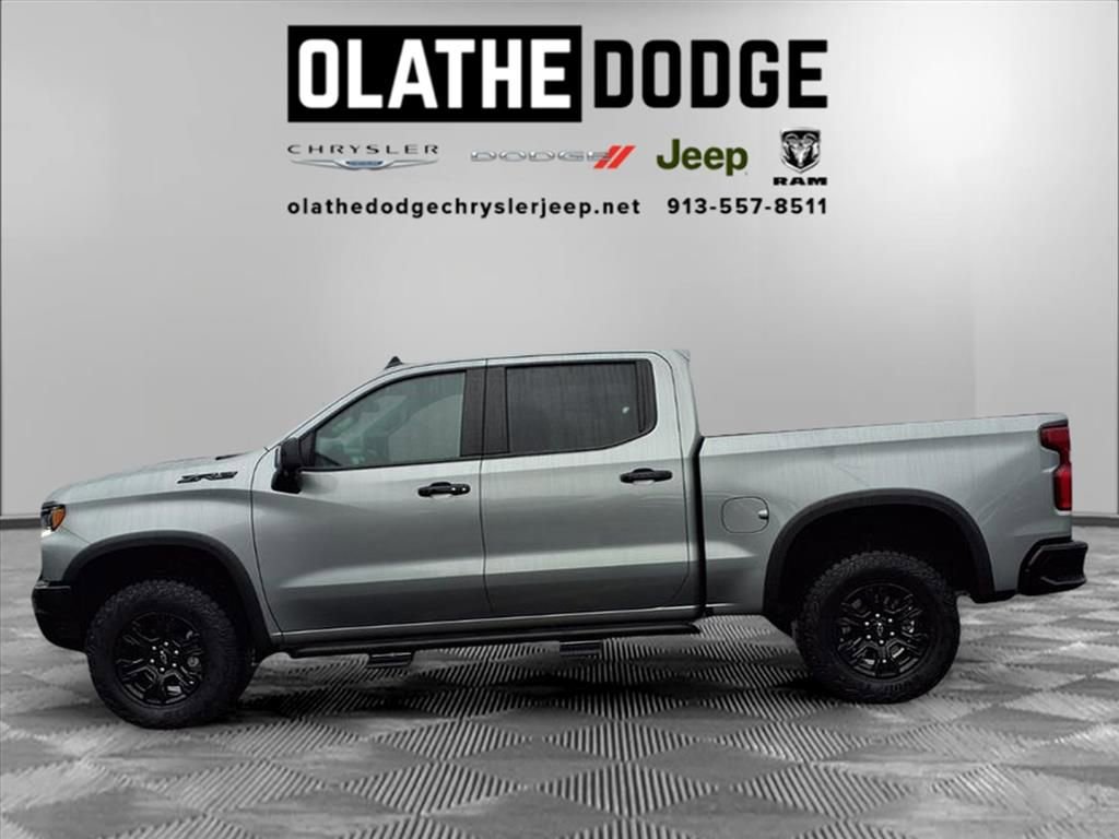 Used 2024 Chevrolet Silverado 1500 ZR2 w/ Dark Appearance Package image 20