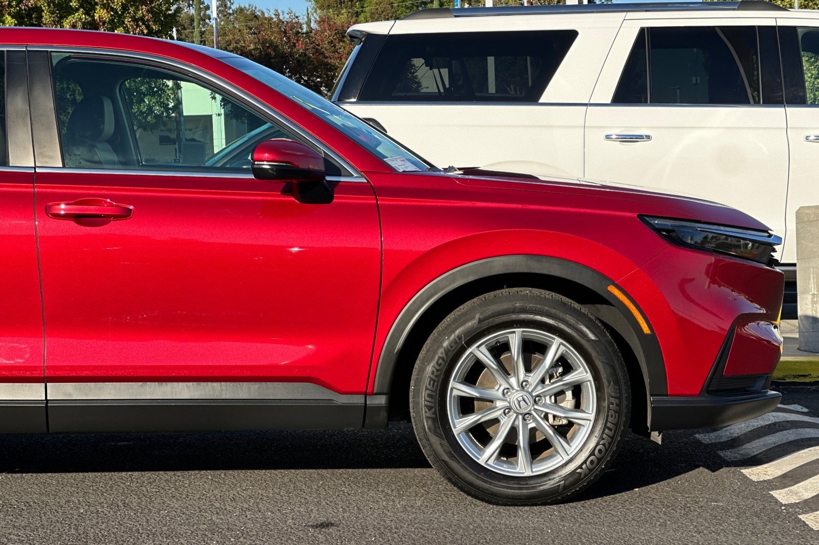 Certified 2025 Honda CR-V EX image 34