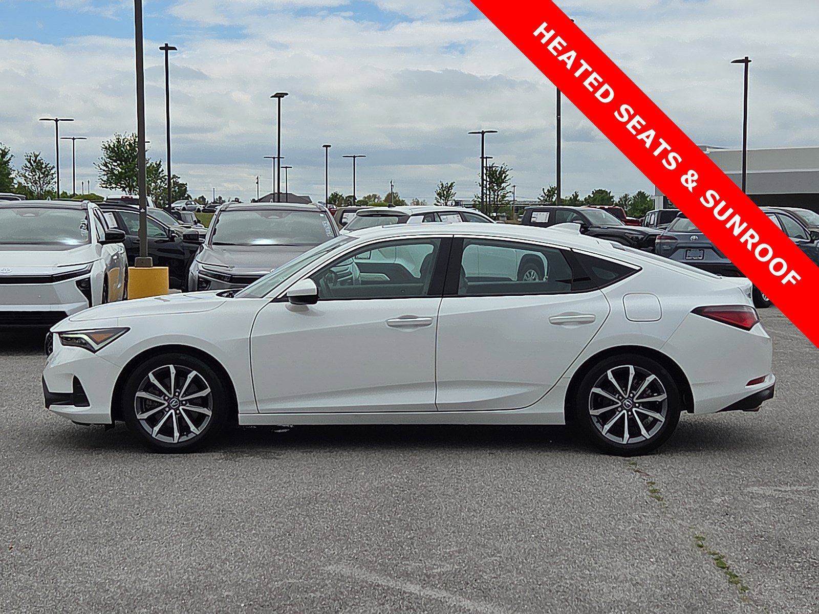 Used 2025 Acura Integra FWD image 3