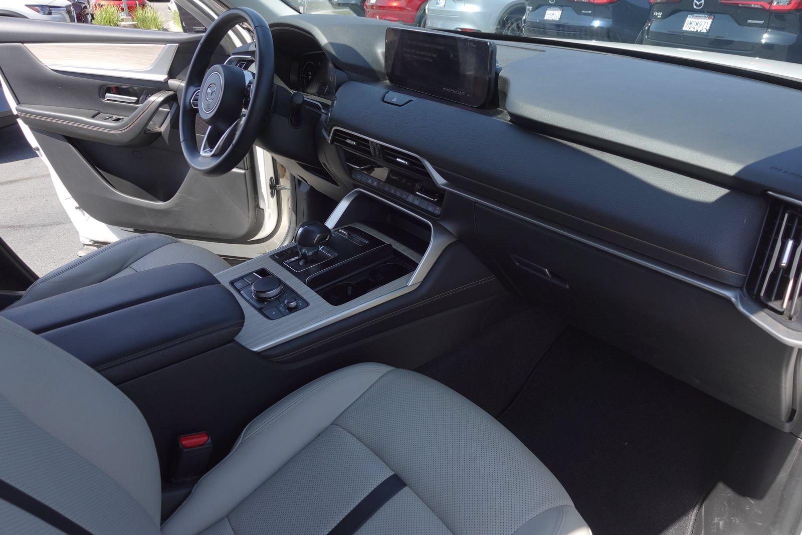 Certified 2024 MAZDA CX-90 Plug-In Hybrid w/ Premium Pkg AWD/4WD image 13