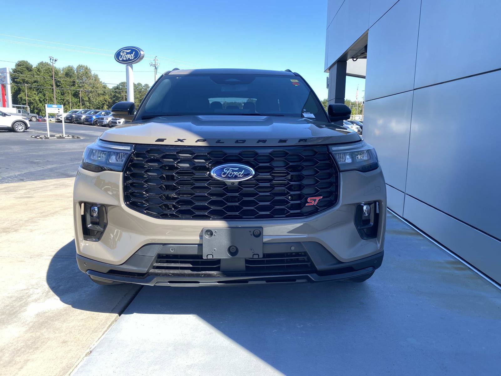 New 2026 Ford Explorer ST image 9