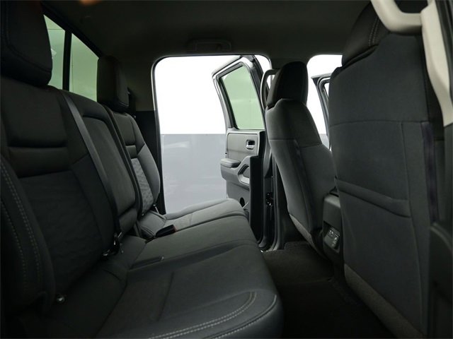 Used 2024 Nissan Frontier SV w/ SV Convenience Package image 41