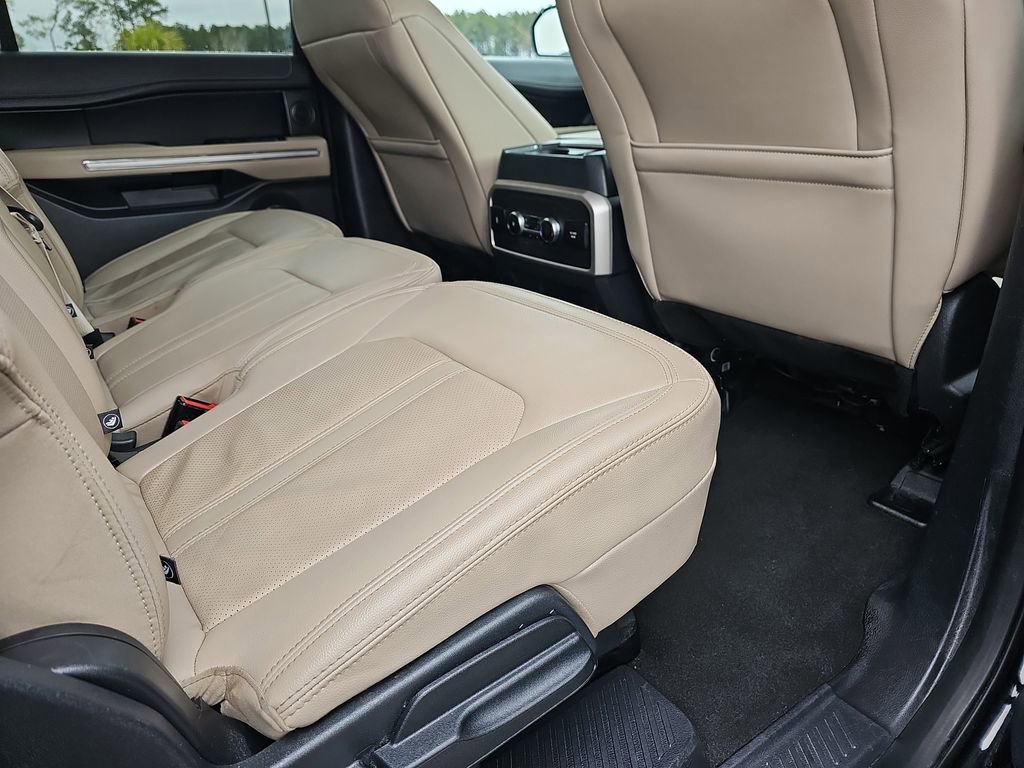 Used 2024 Ford Expedition Max Limited image 14
