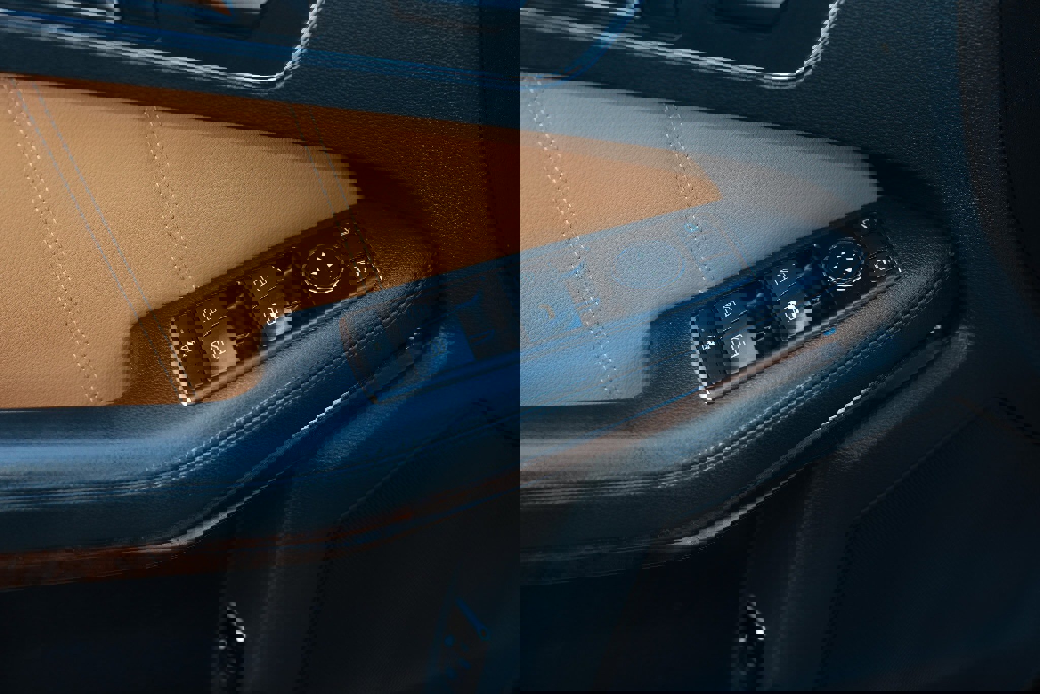 Used 2011 Mercedes-Benz E 350 Sedan image 50