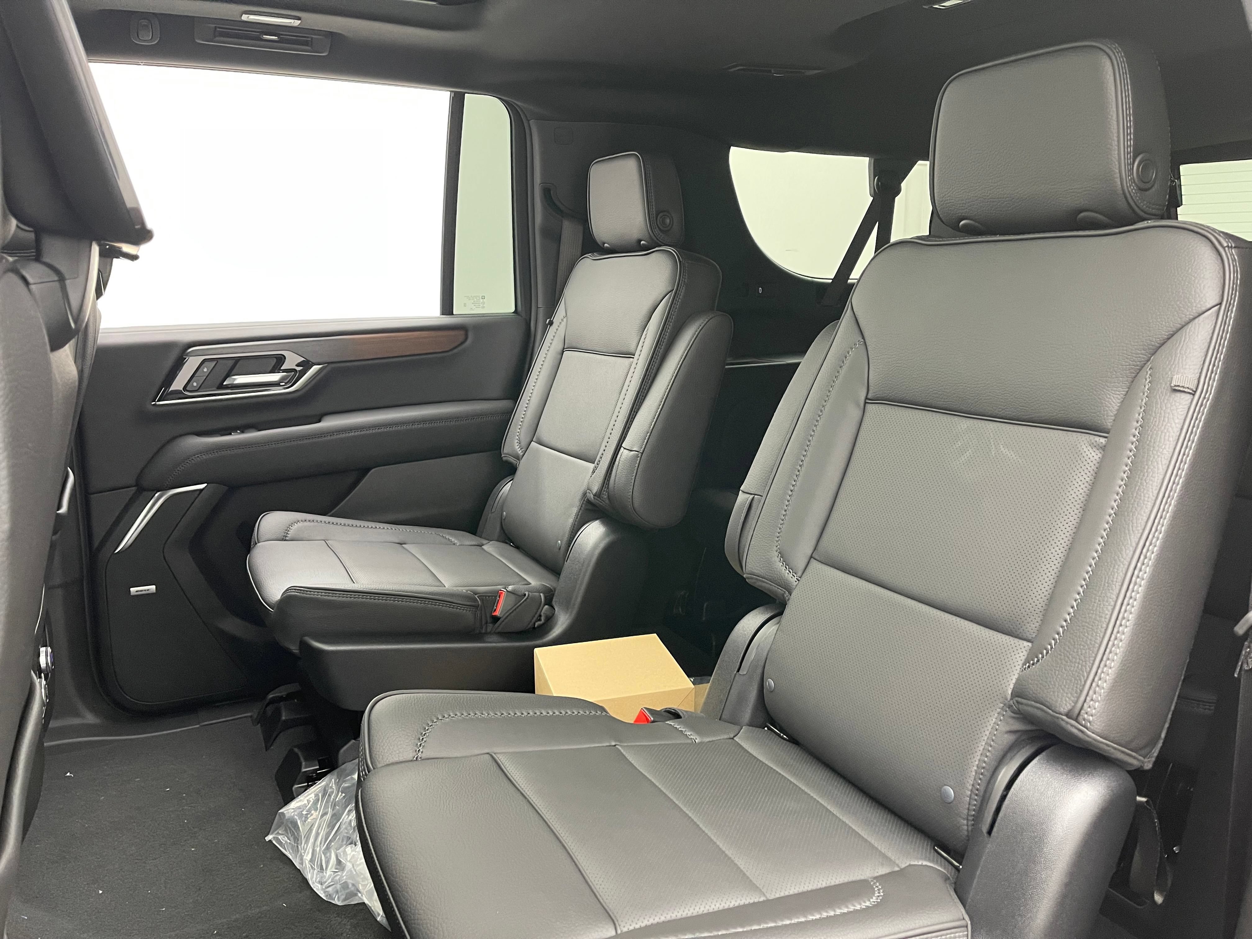 New 2026 GMC Yukon XL Denali w/ Denali Reserve Package AWD/4WD image 51