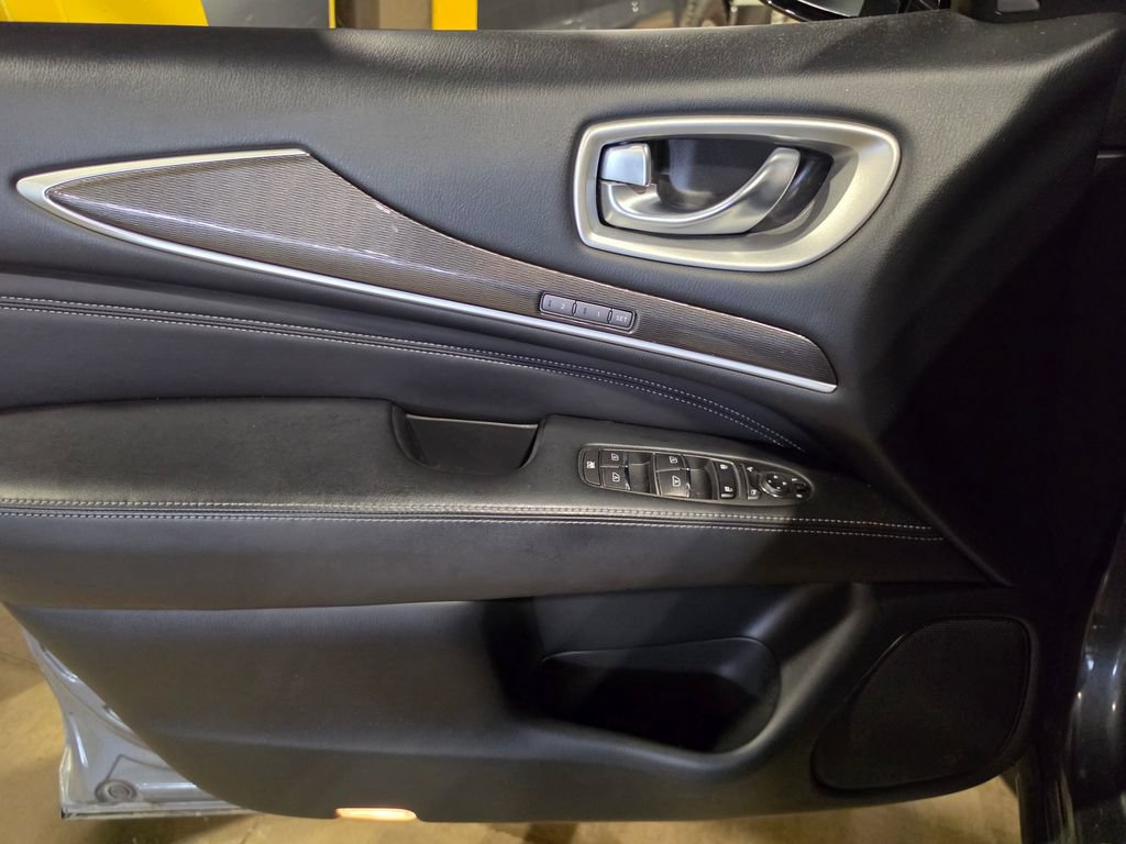 Used 2020 INFINITI QX60 Signature Edition AWD/4WD image 5