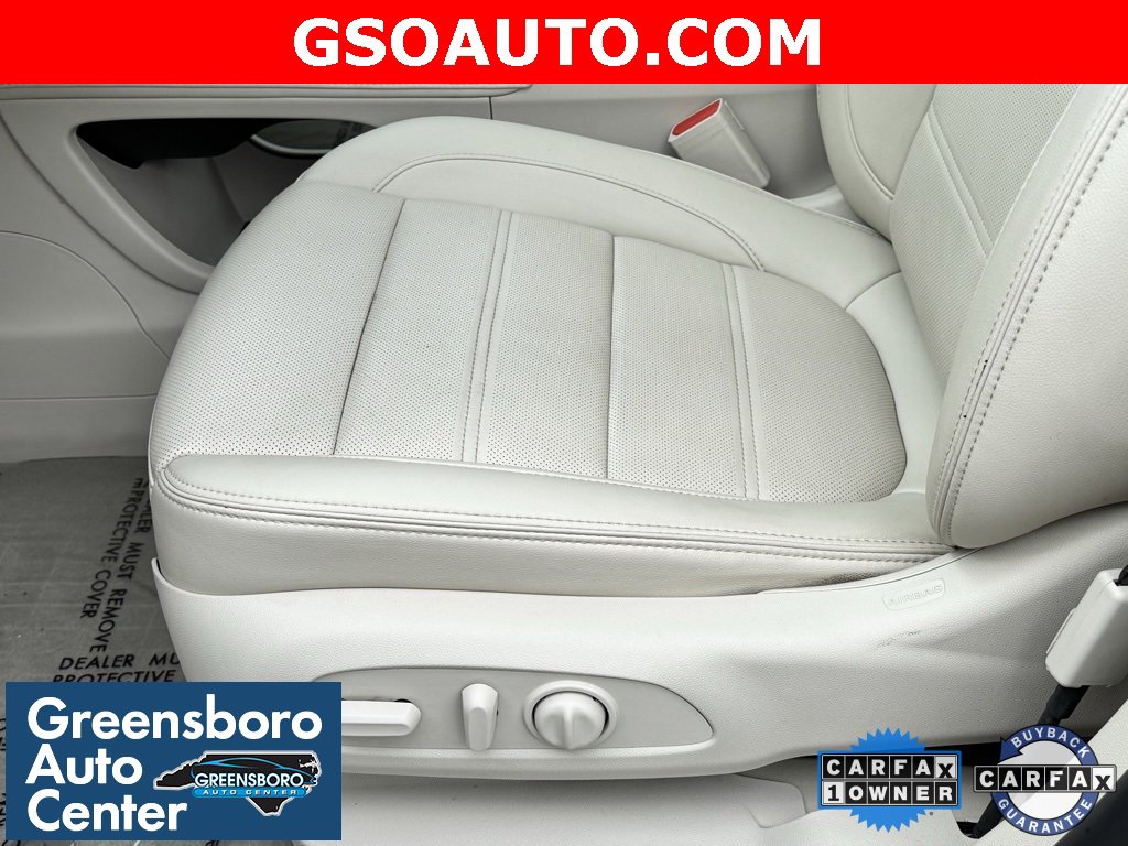 Used 2022 GMC Acadia Denali w/ Denali Technology Package image 24