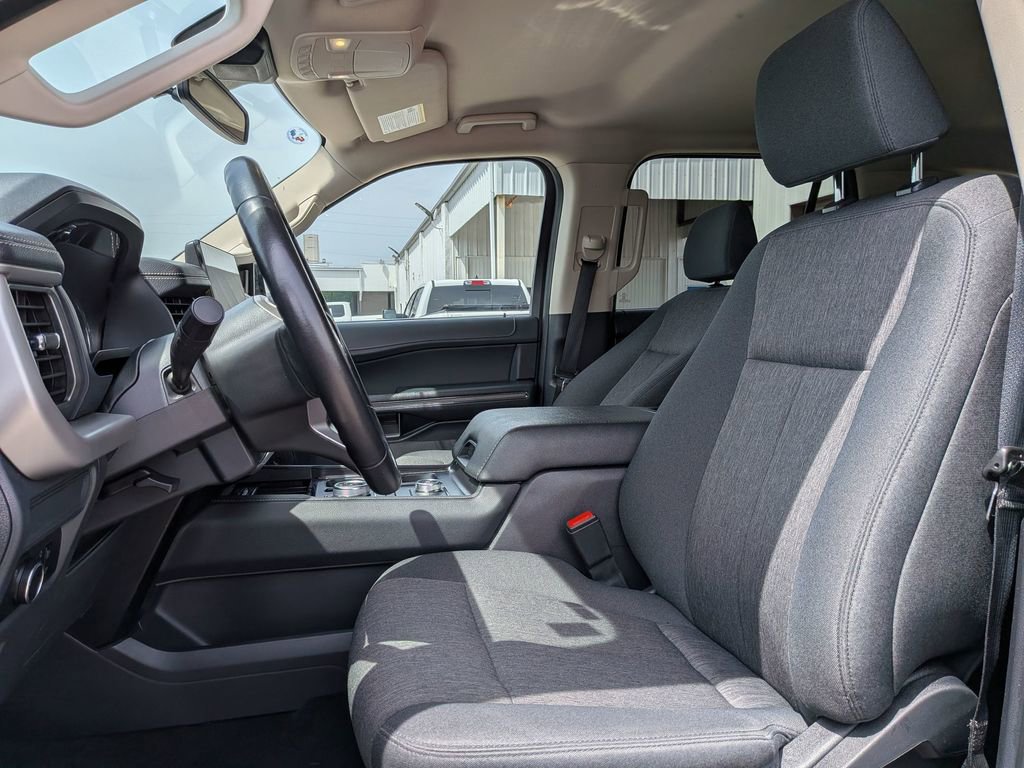 Used 2024 Ford Expedition Max XLT AWD/4WD image 14