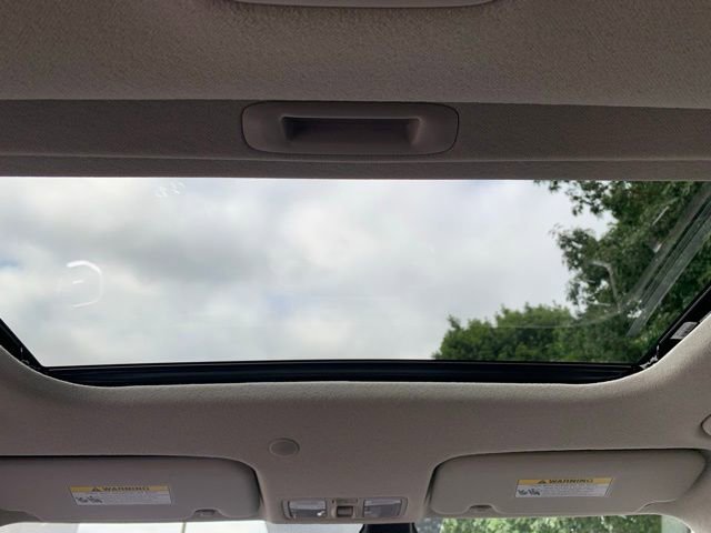 New 2025 Hyundai Venue SEL image 11