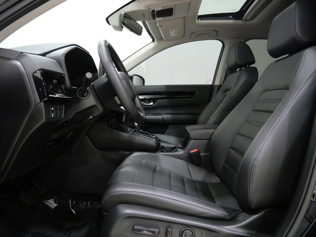Used 2025 Honda CR-V EX-L image 13
